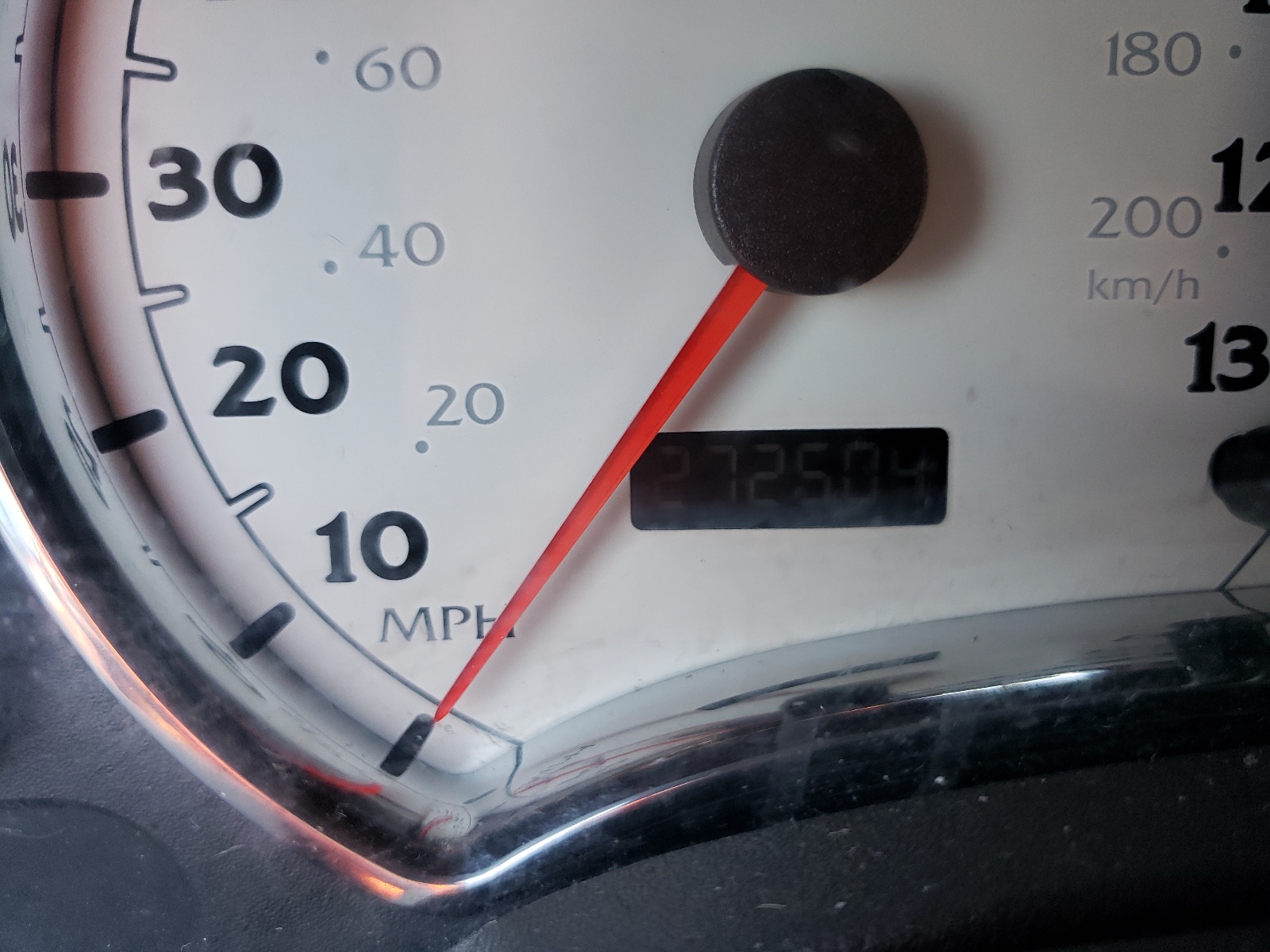 Photo 8 from auction – 2005 SATURN VUE with VIN 5GZCZ63435S847397