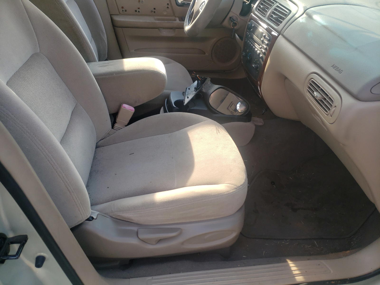 Photo 5 from auction – 2003 MERCURY SABLE GS with VIN 1MEFM50U53G616687