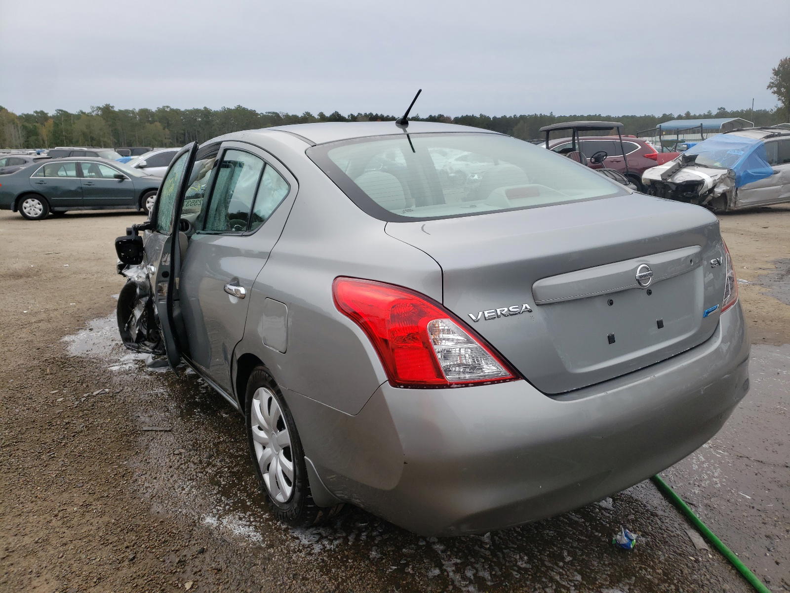 Photo 3 from auction – 2012 NISSAN VERSA S with VIN 3N1CN7AP4CL836374