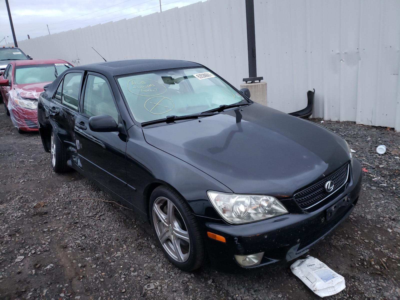 LEXUS IS 300 2002 with VIN JTHBD192720048846 - Photo from auction