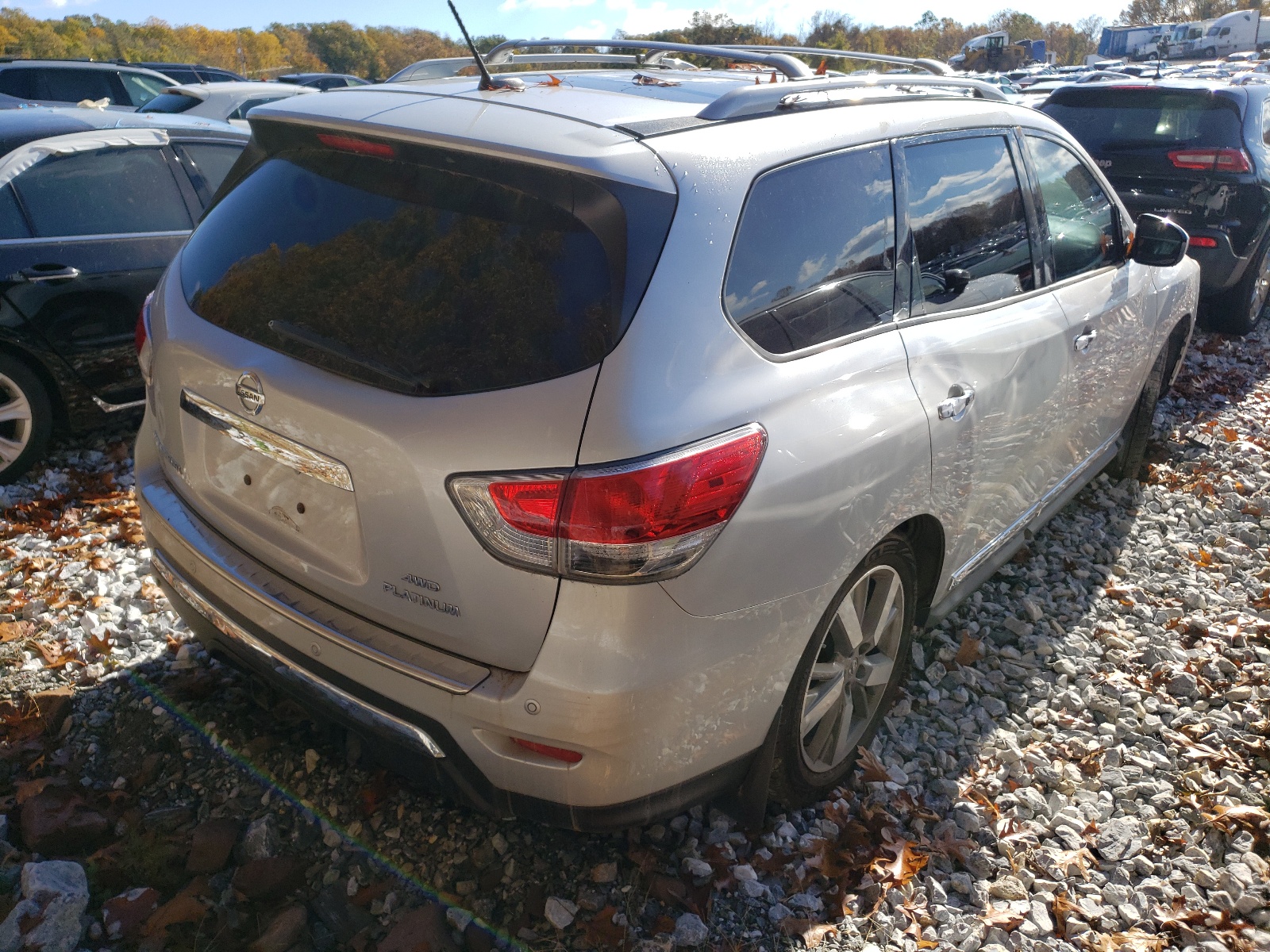 Zdjęcie 4 z aukcji – 2014 NISSAN PATHFINDER z VIN 5N1AR2MMXEC665041