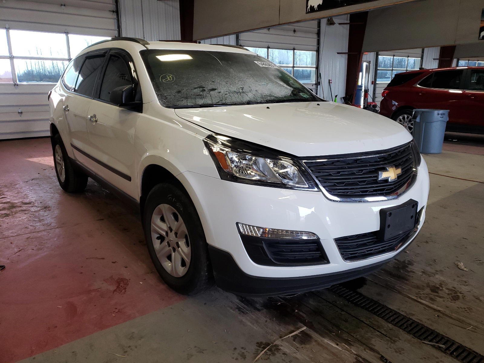 CHEVROLET TRAVERSE L 2017 with VIN 1GNKRFED4HJ249945 - Photo from auction
