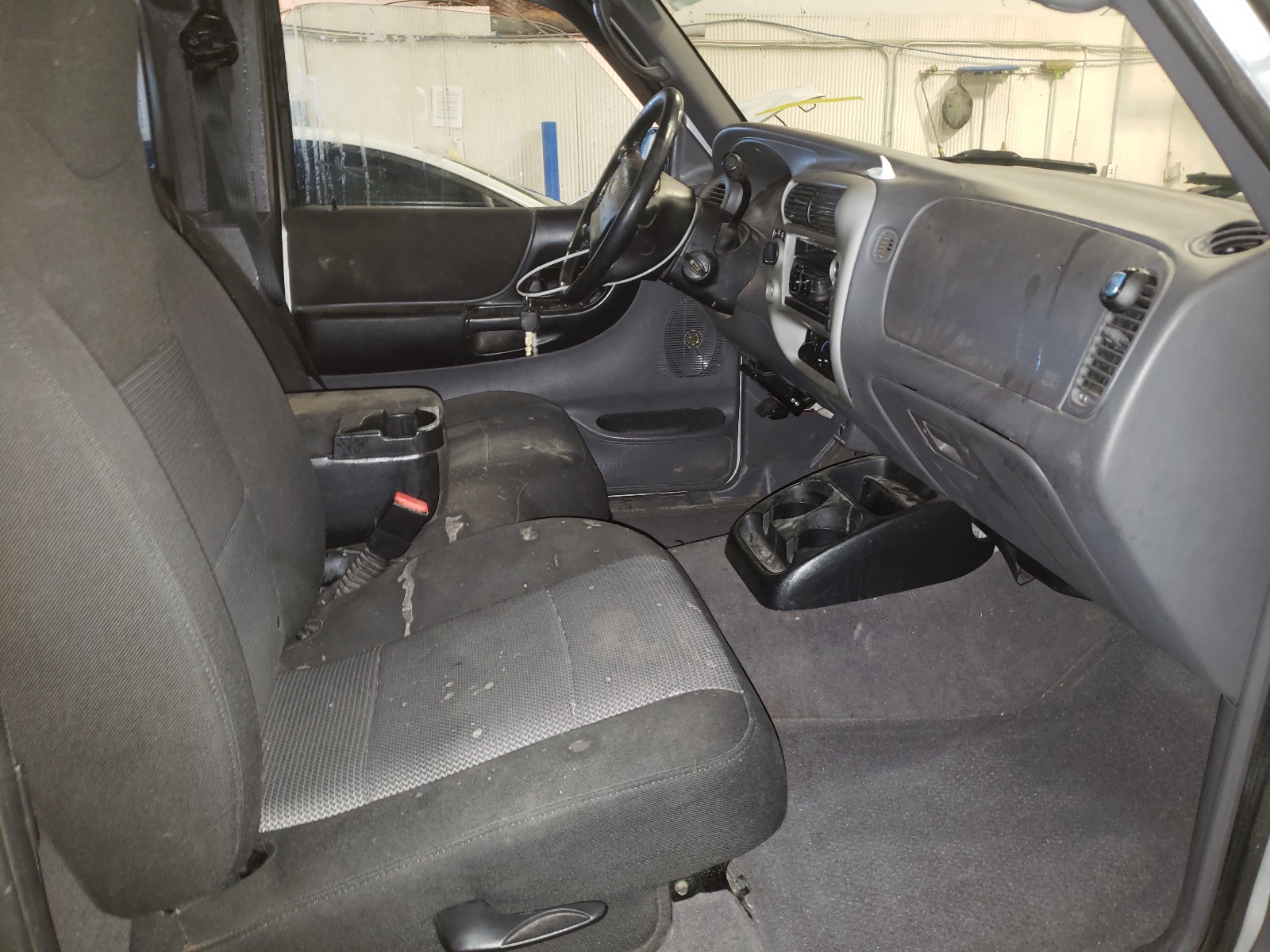 Photo 5 from auction – 2003 FORD RANGER SUP with VIN 1FTZR45E13PA80574