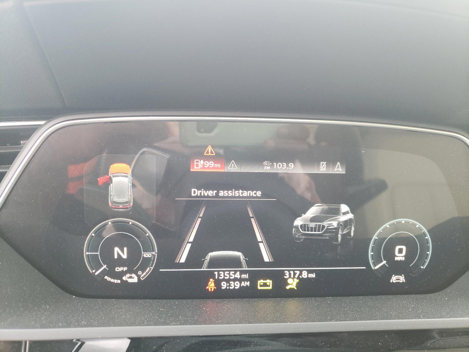 Photo 8 from auction – 2019 AUDI E-TRON PRE with VIN WA1LAAGE4KB009514