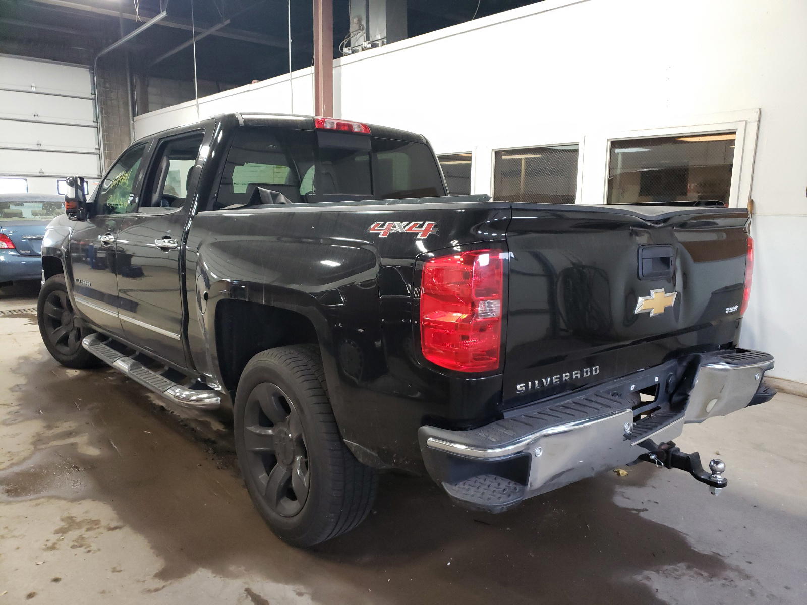 Photo 3 from auction – 2015 CHEVROLET SILVERADO with VIN 3GCUKSEC3FG329242