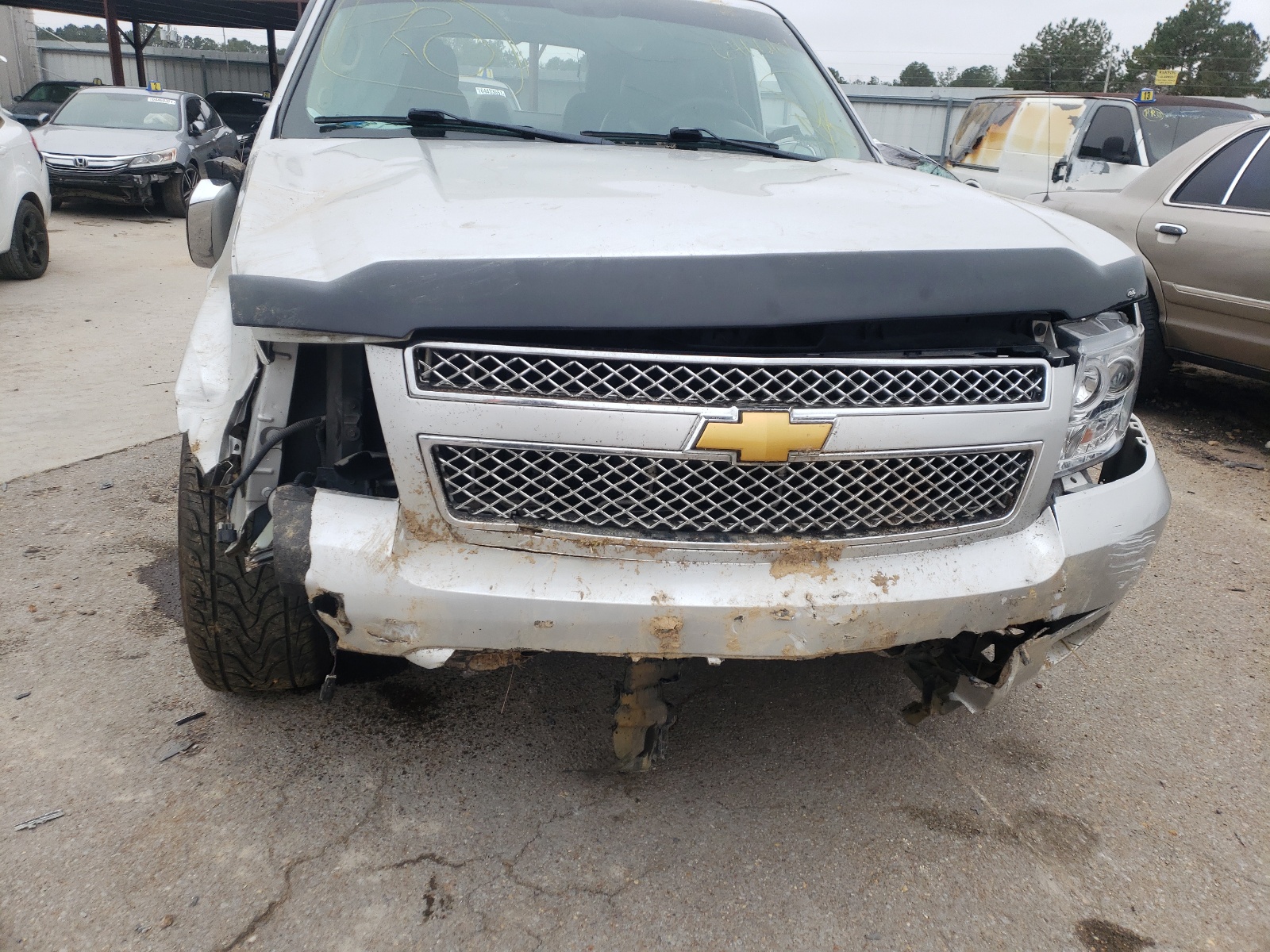 Photo 9 from auction – 2011 CHEVROLET TAHOE C150 with VIN 1GNSCBE0XBR355316