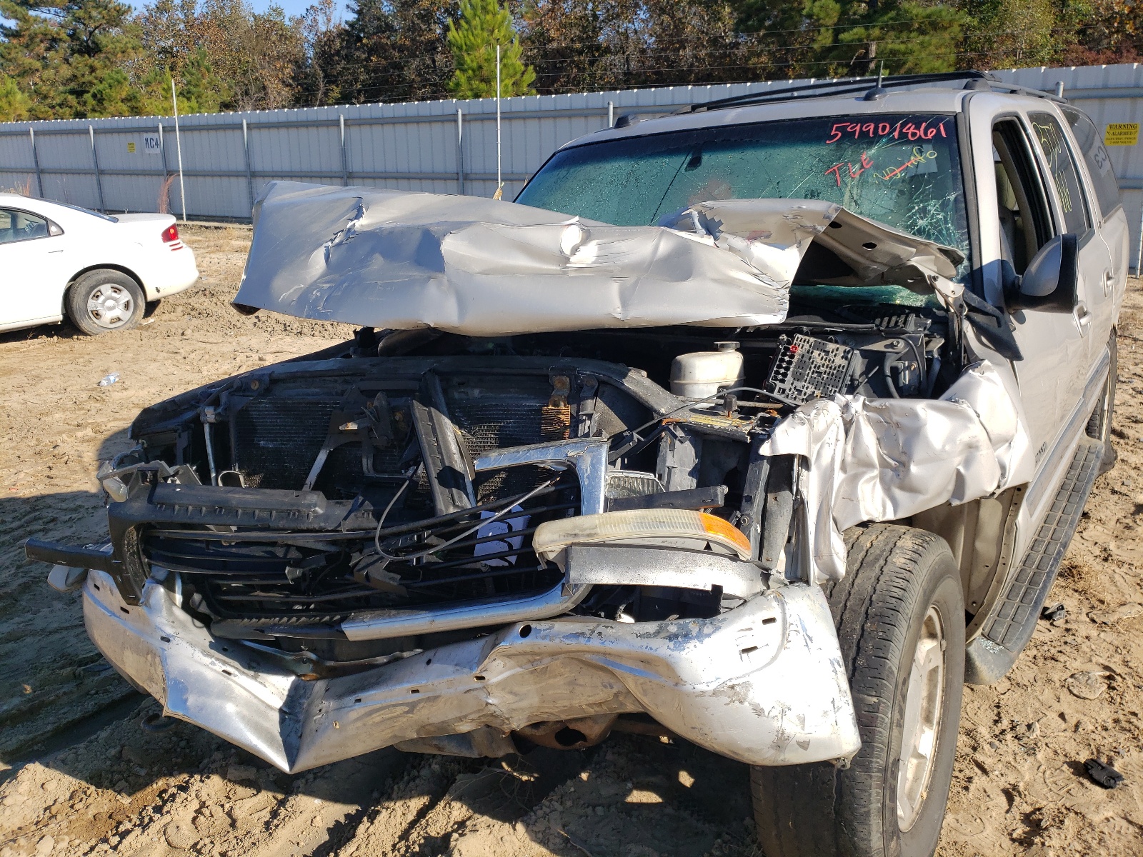 Photo 9 from auction – 2004 GMC YUKON with VIN 1GKFK16Z84J287169