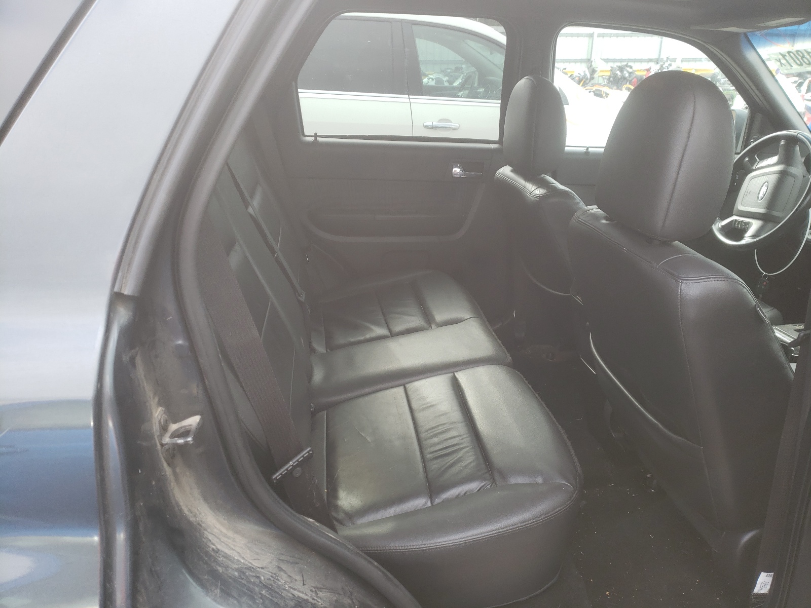 صورة رقم 6 من المزاد - 2009 FORD ESCAPE LIM مع VIN 1FMCU04G09KD03544
