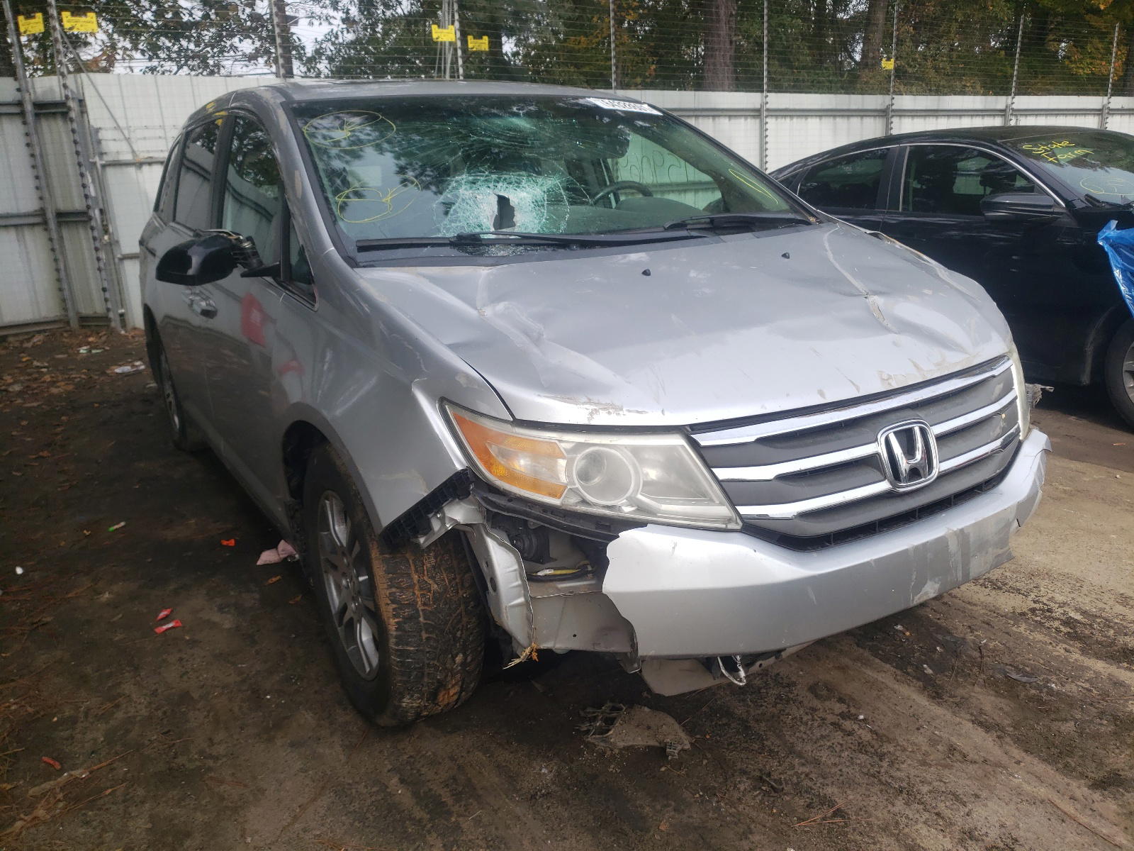 HONDA ODYSSEY EX 2011 with VIN 5FNRL5H69BB076101 - Photo from auction