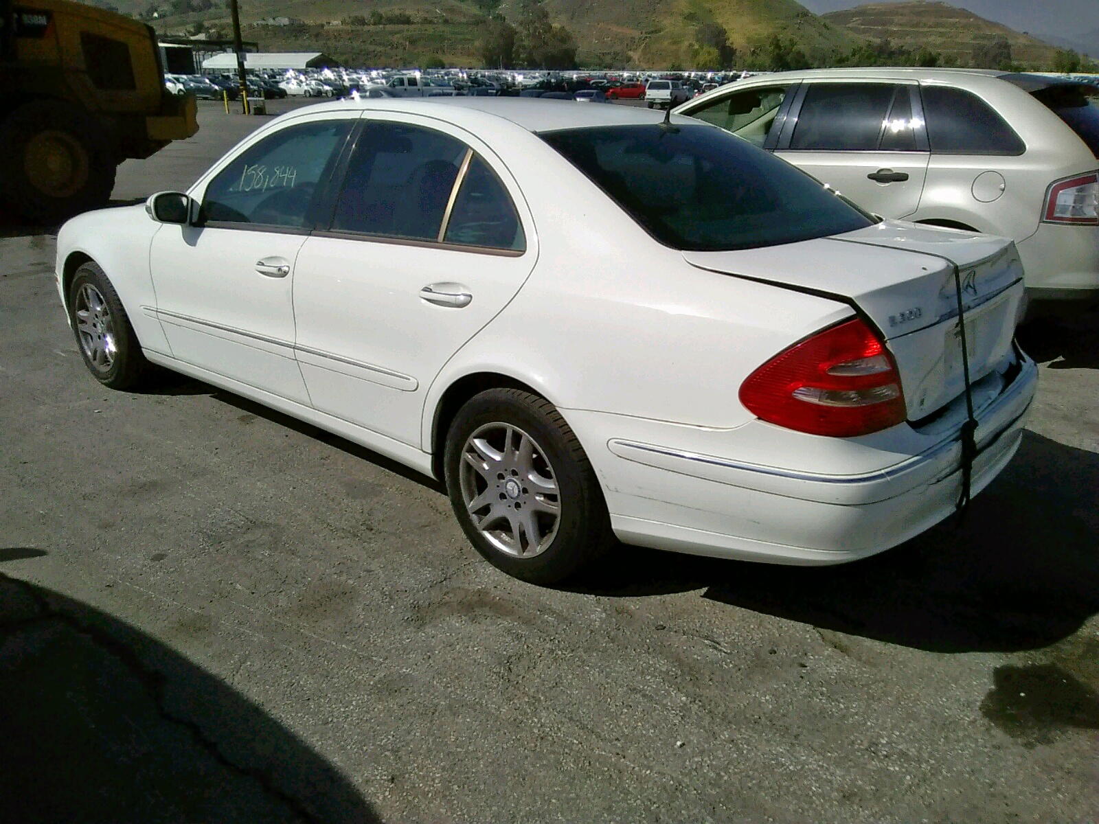 Photo 3 from auction – 2004 MERCEDES-BENZ E 320 with VIN WDBUF65J64A421434