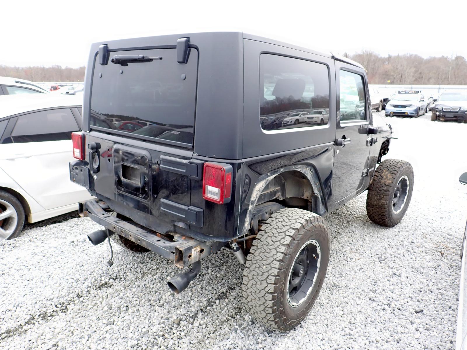 Photo 4 from auction – 2010 JEEP WRANGLER R with VIN 1J4BA6D13AL130957
