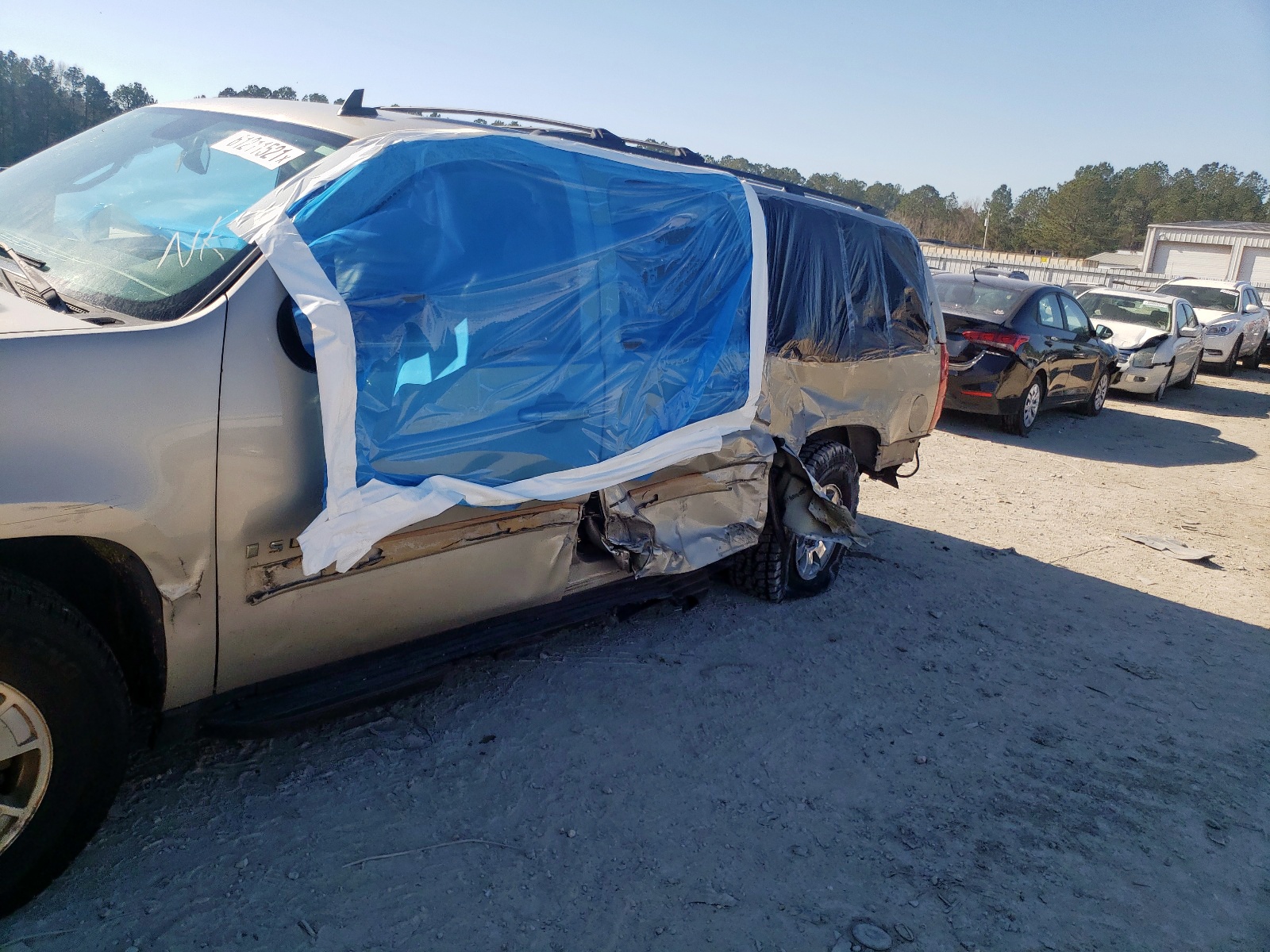 Photo 10 from auction – 2008 CHEVROLET SUBURBAN C with VIN 3GNFC16068G198919