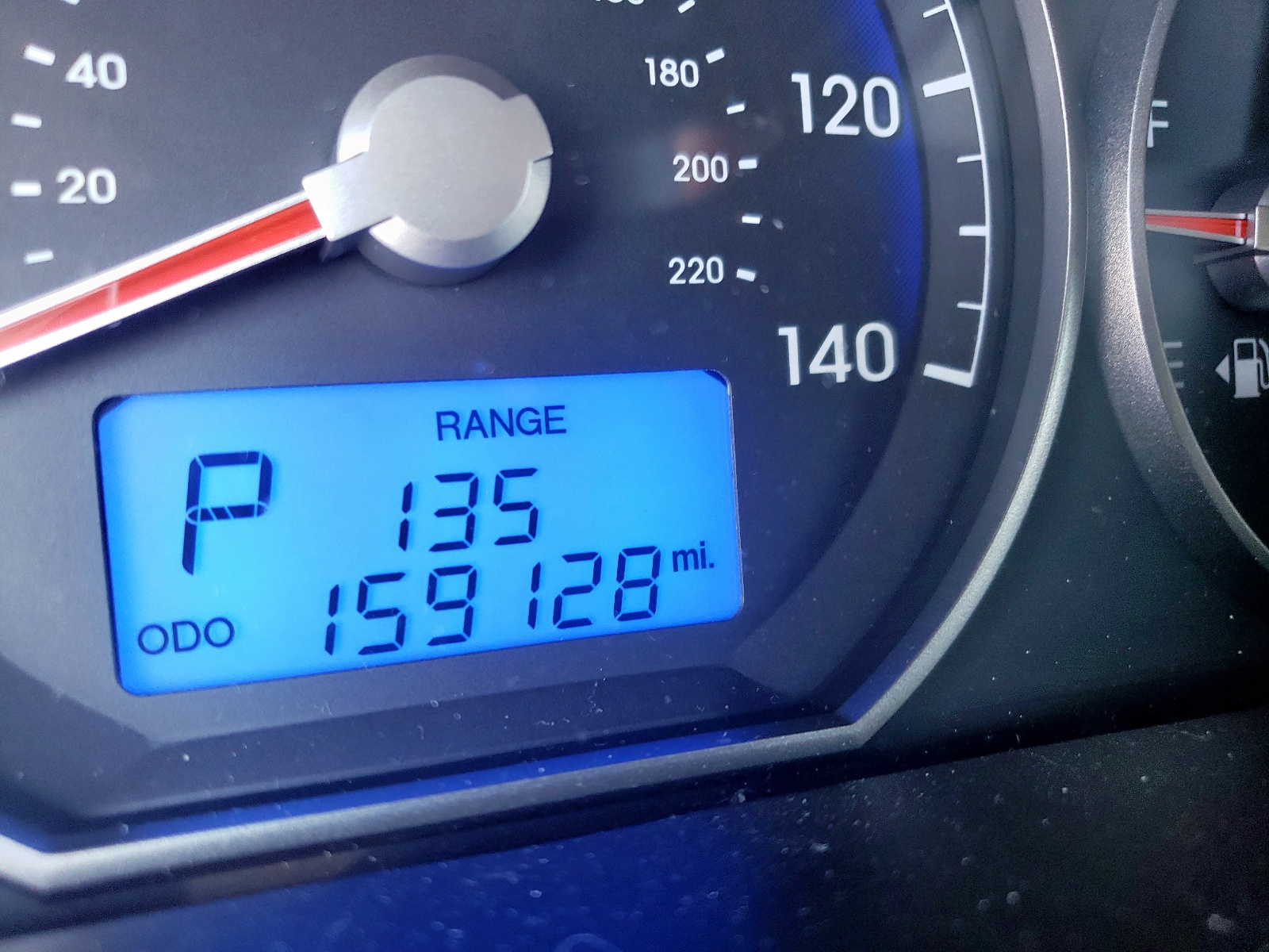 Photo 8 from auction – 2010 HYUNDAI SANTA FE G with VIN 5NMSG3AB6AH403925