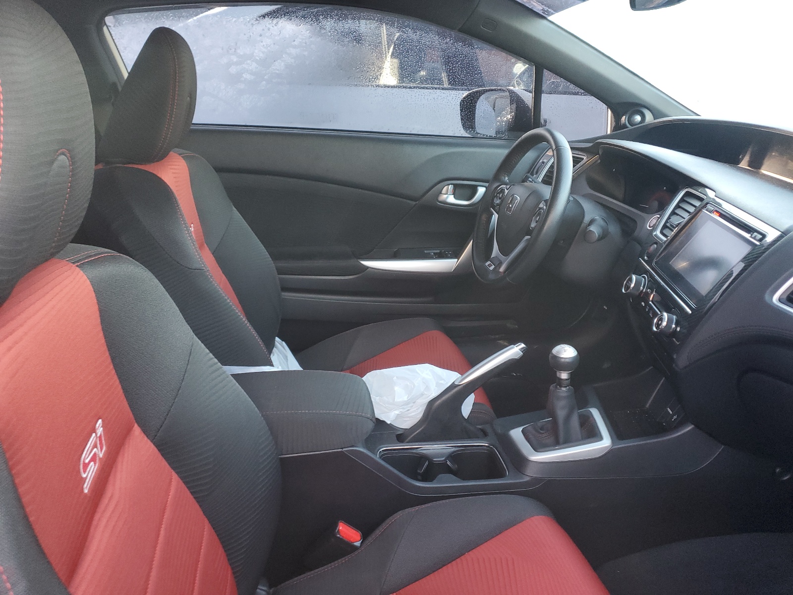 Photo 5 from auction – 2016 HONDA CIVIC EX with VIN 2HGFC1F44GH107237