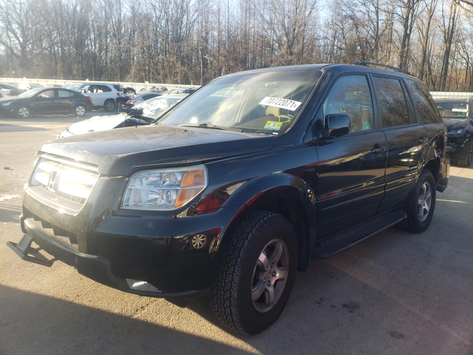 Photo 2 from auction – 2006 HONDA PILOT EX with VIN 5FNYF18466B008791