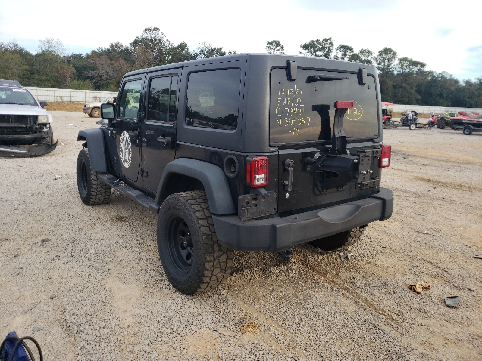 Photo 3 from auction – 2014 JEEP WRANGLER U with VIN 1C4BJWDGXEL305057