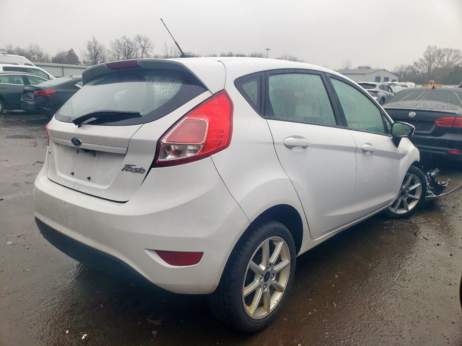 Photo 4 from auction – 2019 FORD FIESTA SE with VIN 3FADP4EJ7KM148559