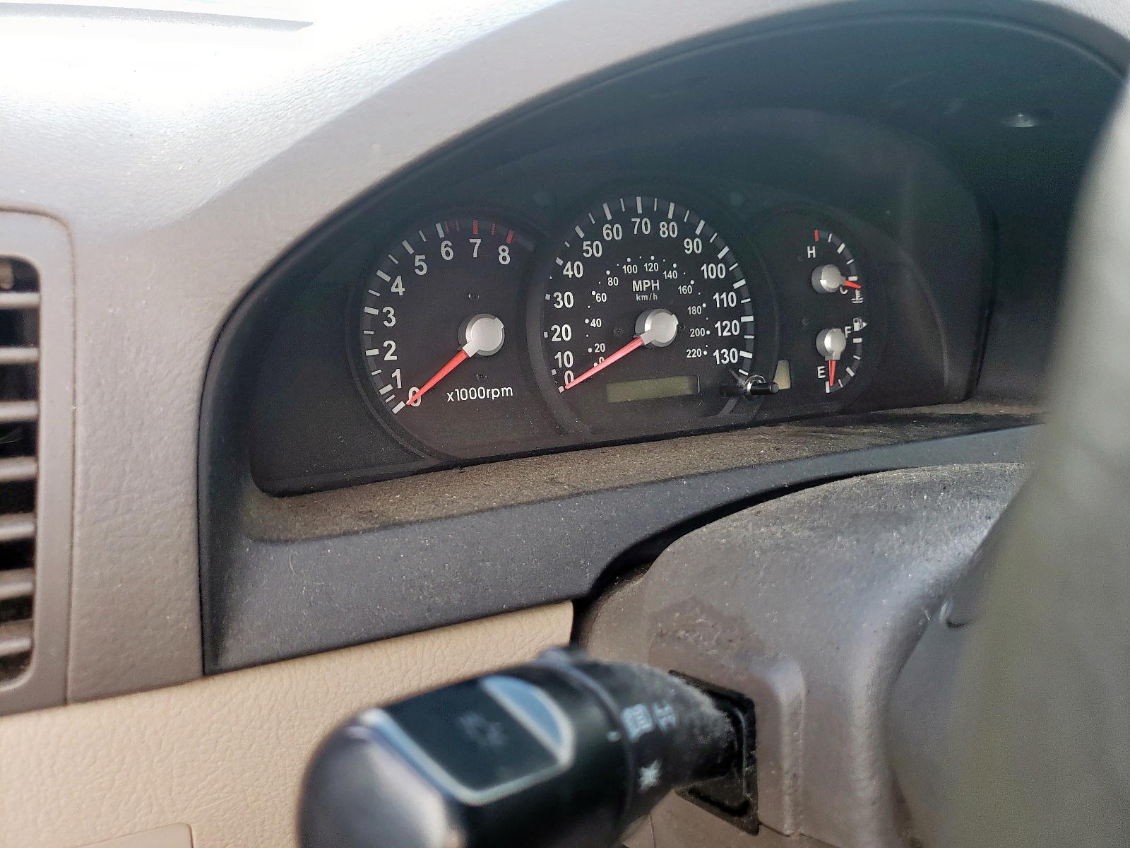 Photo 8 from auction – 2006 KIA SORENTO EX with VIN KNDJC733865634243