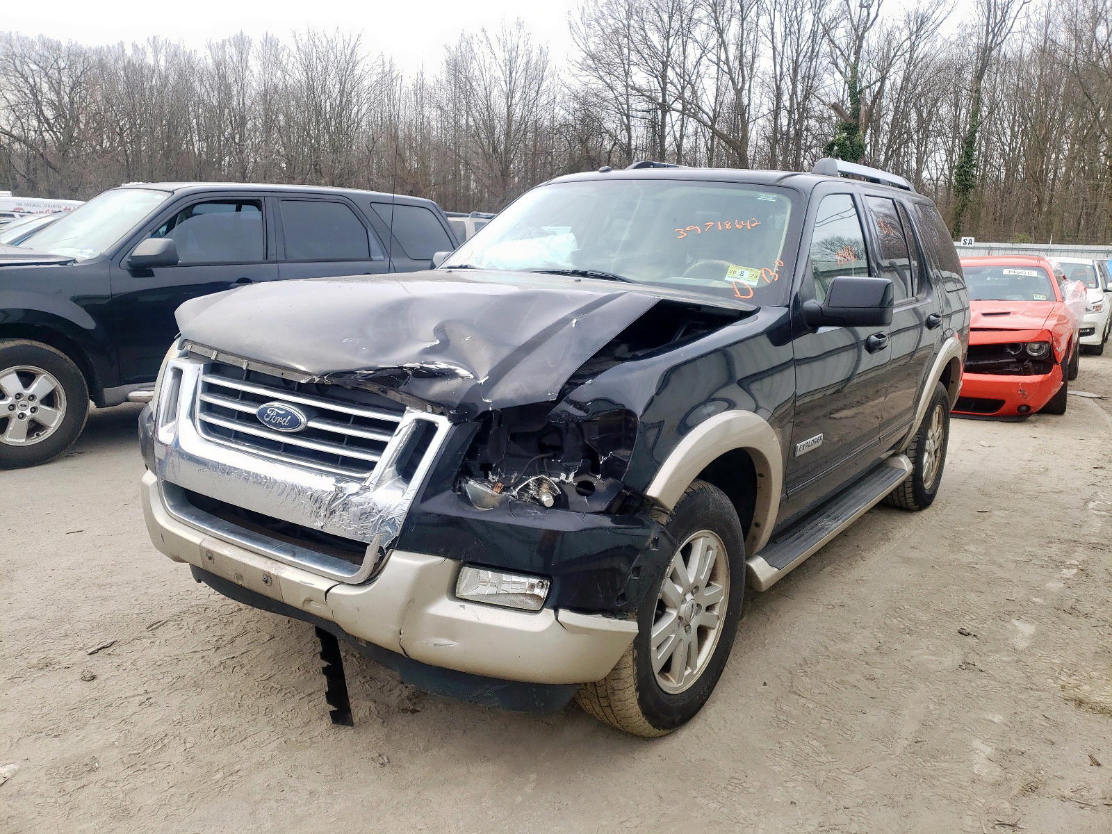 Photo 2 from auction – 2006 FORD EXPLORER E with VIN 1FMEU74E16UB39771