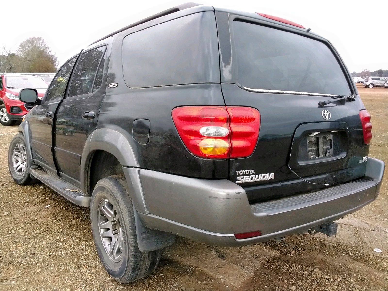 Photo 3 from auction – 2004 TOYOTA SEQUOIA SR with VIN 5TDZT34A14S229292