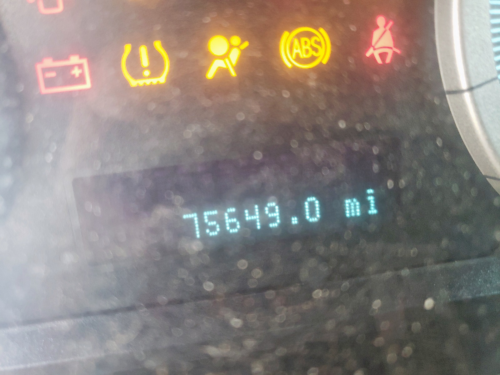 Photo 8 from auction – 2010 FORD ESCAPE XLT with VIN 1FMCU0DGXAKA43898