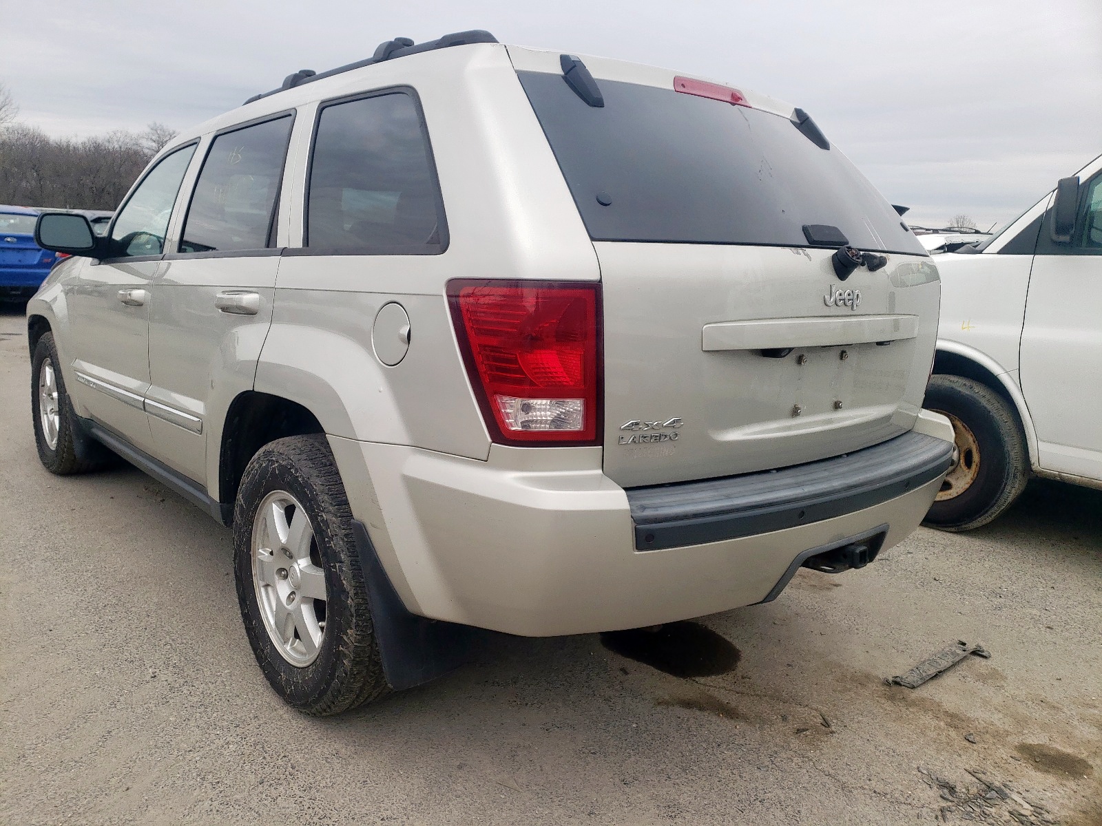 Photo 3 from auction – 2010 JEEP GRAND CHER with VIN 1J4PR4GK8AC135451