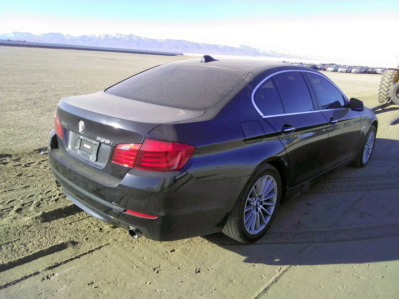 صورة رقم 4 من المزاد - 2012 BMW 535 XI مع VIN WBAFU7C5XCDU63899