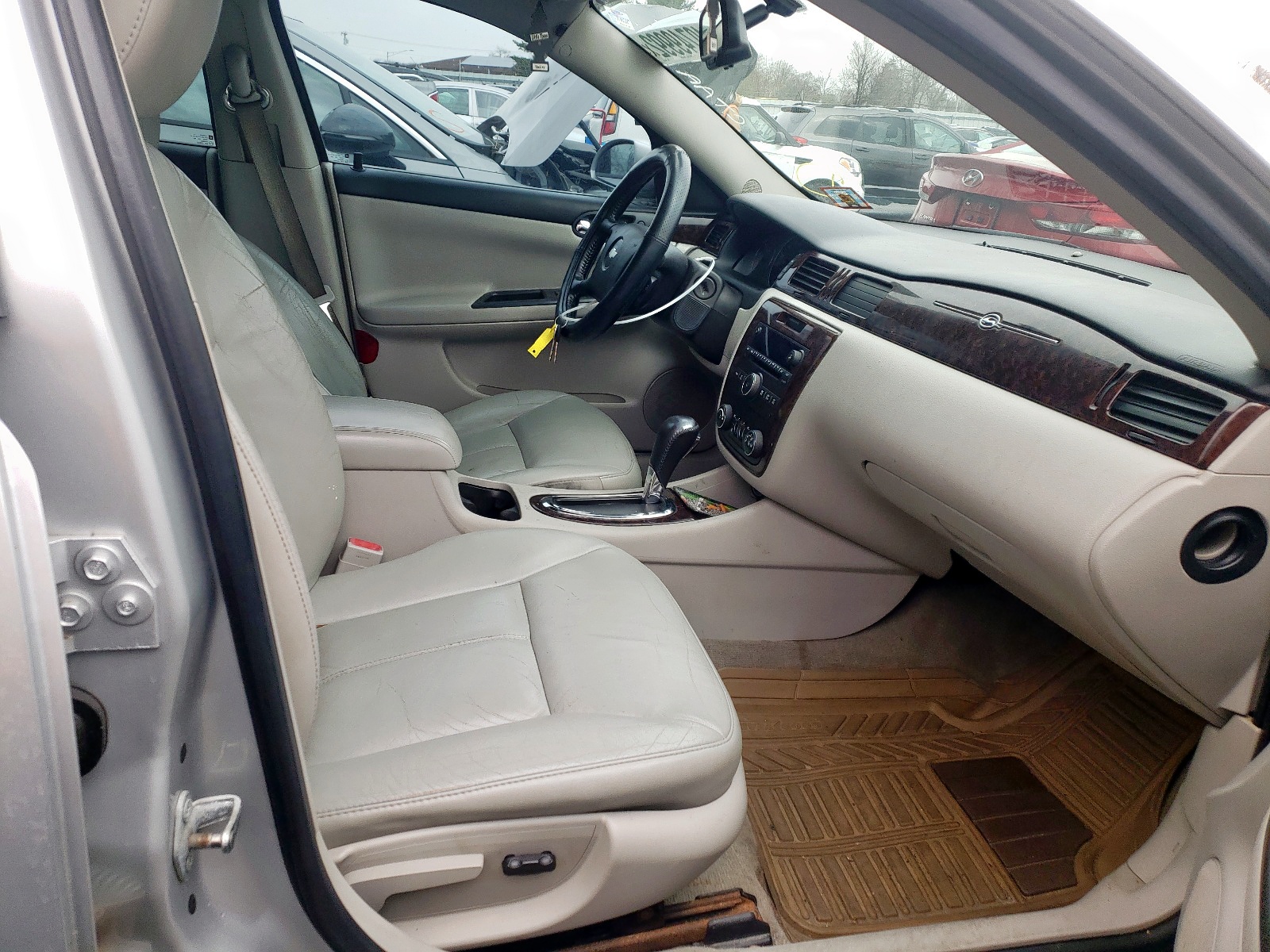 Photo 5 from auction – 2013 CHEVROLET IMPALA LTZ with VIN 2G1WC5E37D1199259