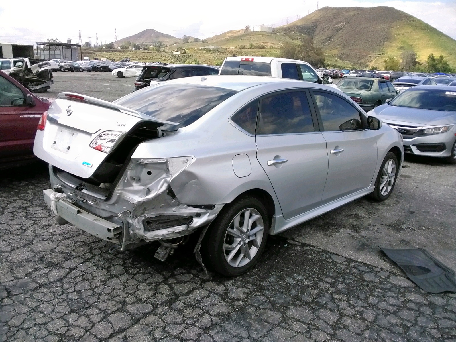 Photo 4 from auction – 2014 NISSAN SENTRA S with VIN 3N1AB7AP9EY275482
