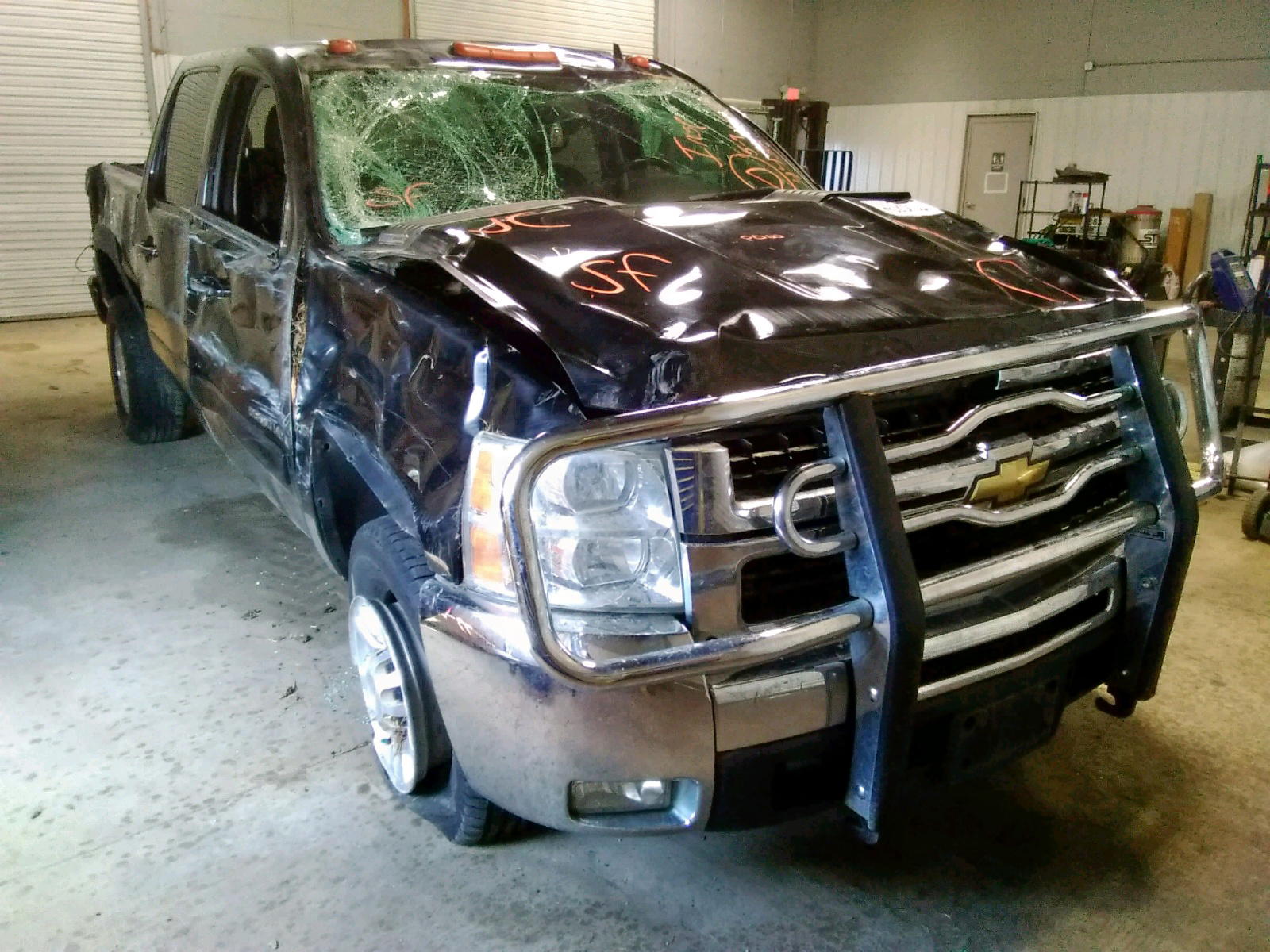 CHEVROLET SILVERADO 2008 with VIN 1GCHK23678F130715 - Photo from auction