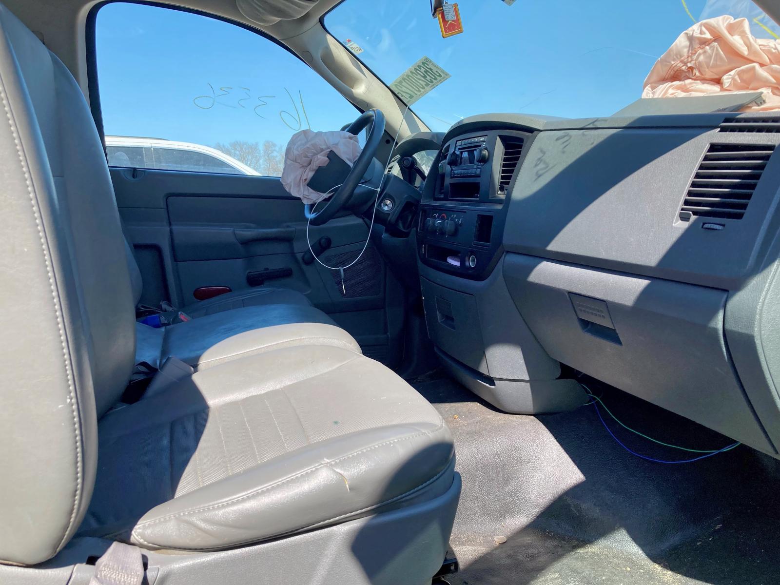 Photo 5 from auction – 2008 DODGE RAM 1500 S with VIN 1D7HA16K48J109863