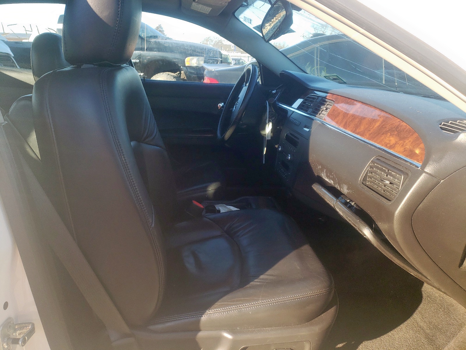 Photo 5 from auction – 2008 BUICK LACROSSE C with VIN 2G4WD582X81163929