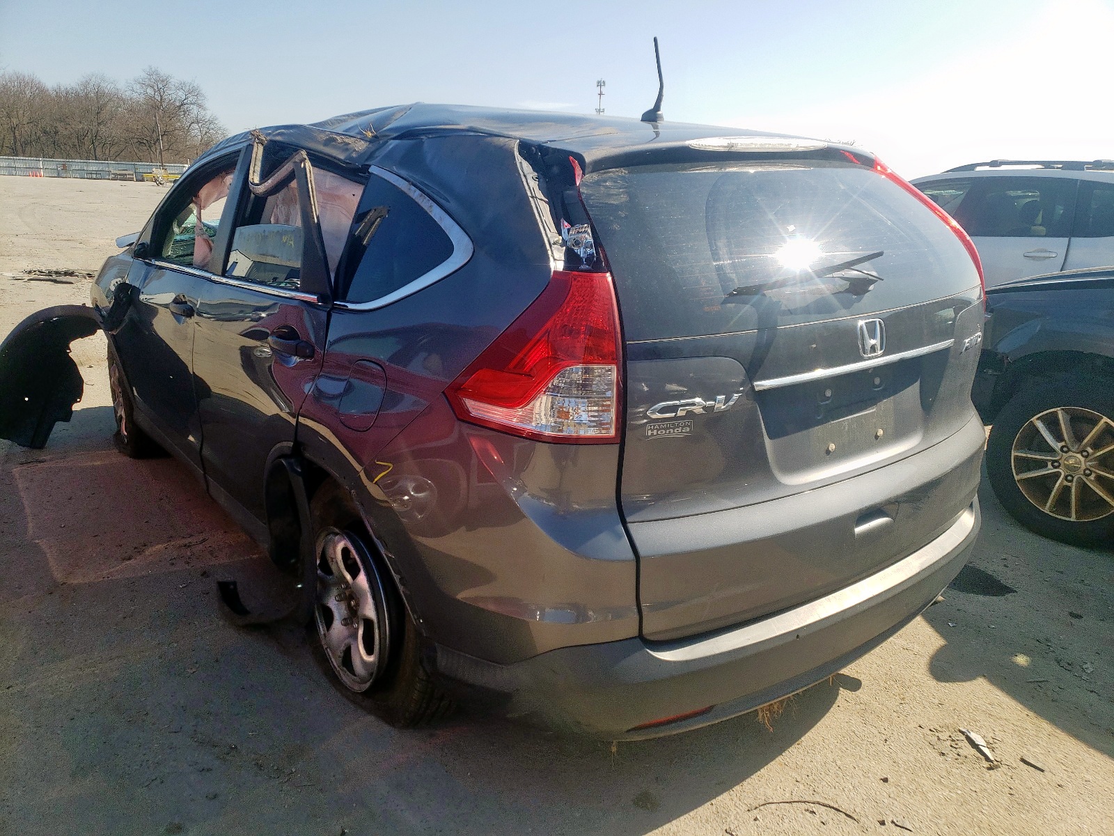 Photo 3 from auction – 2014 HONDA CR-V LX with VIN 2HKRM4H33EH688555