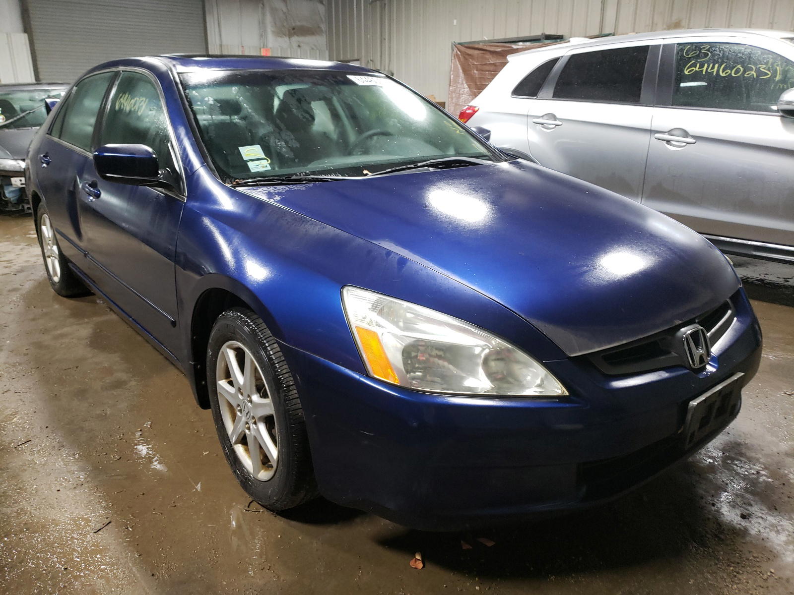 HONDA ACCORD EX 2003 with VIN 1HGCM66543A044302 - Photo from auction