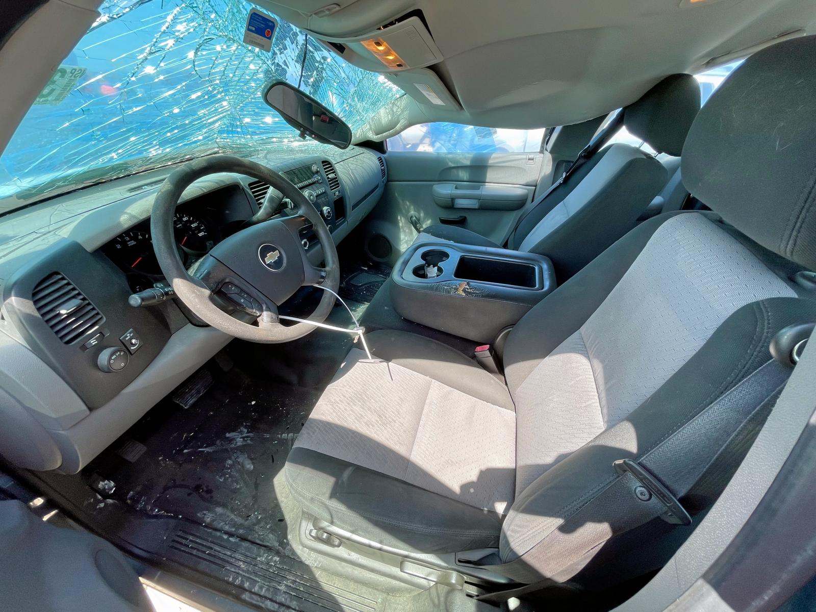 Photo 5 from auction – 2008 CHEVROLET SILVERADO with VIN 1GCEC19X48Z216296