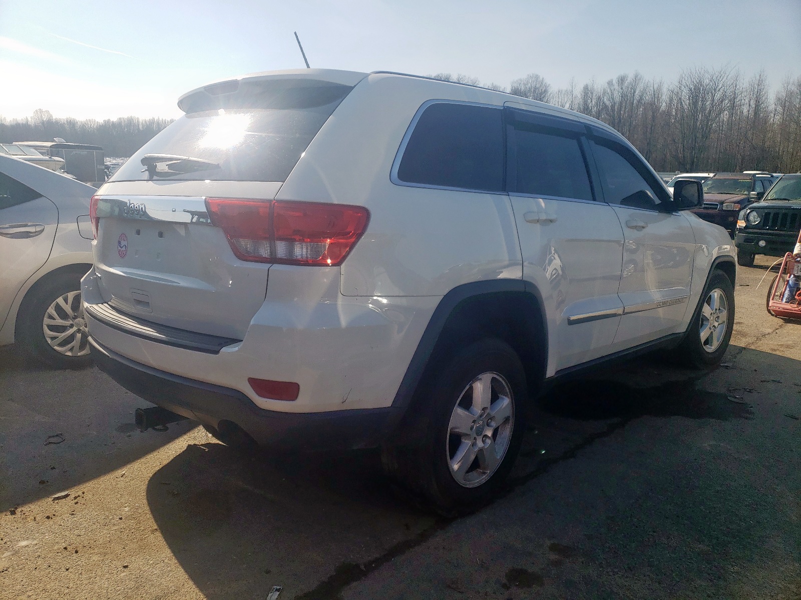 Photo 4 from auction – 2012 JEEP GRAND CHER with VIN 1C4RJEAG8CC355241