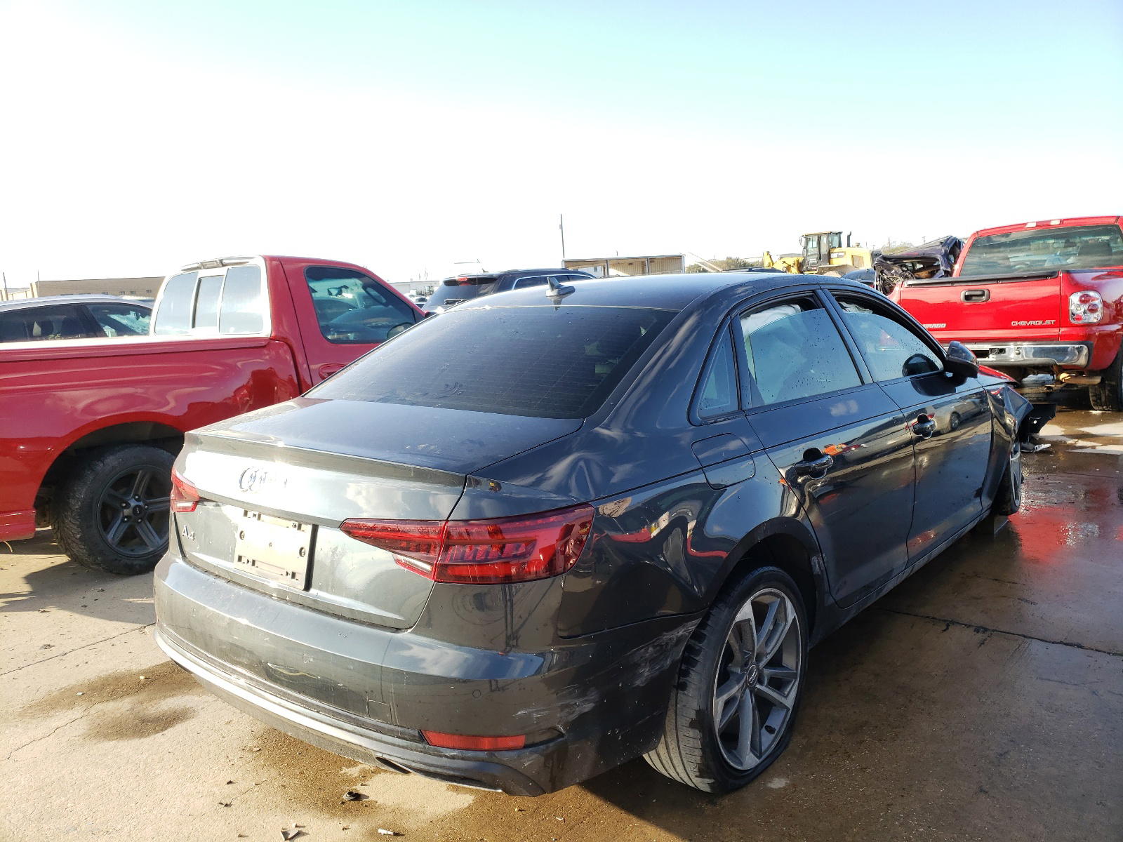 Photo 4 from auction – 2019 AUDI A4 PREMIUM with VIN WAUGMAF4XKA111085