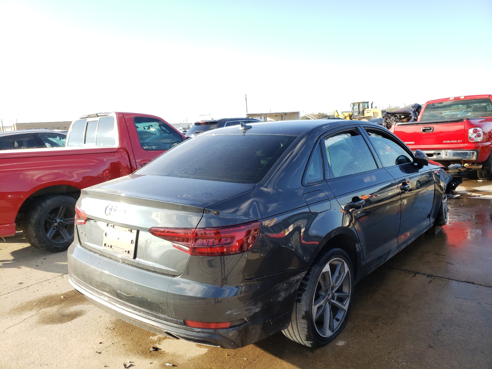 Zdjęcie 4 z aukcji – 2019 AUDI A4 PREMIUM z VIN WAUGMAF4XKA111085