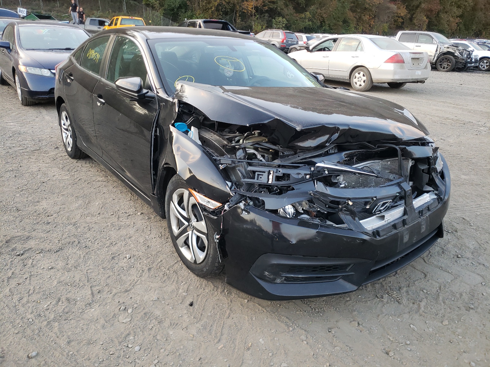 Photo 1 from auction – 2017 HONDA CIVIC LX with VIN 19XFC2F50HE232276