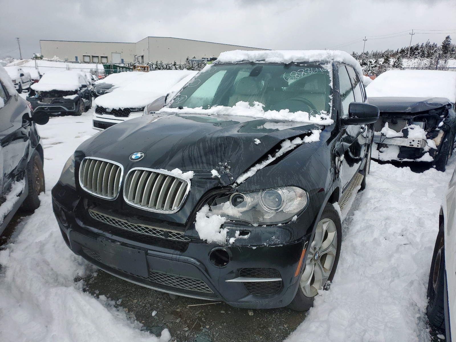 Photo 2 from auction – 2012 BMW X5 XDRIVE3 with VIN 5UXZW0C57CL663970