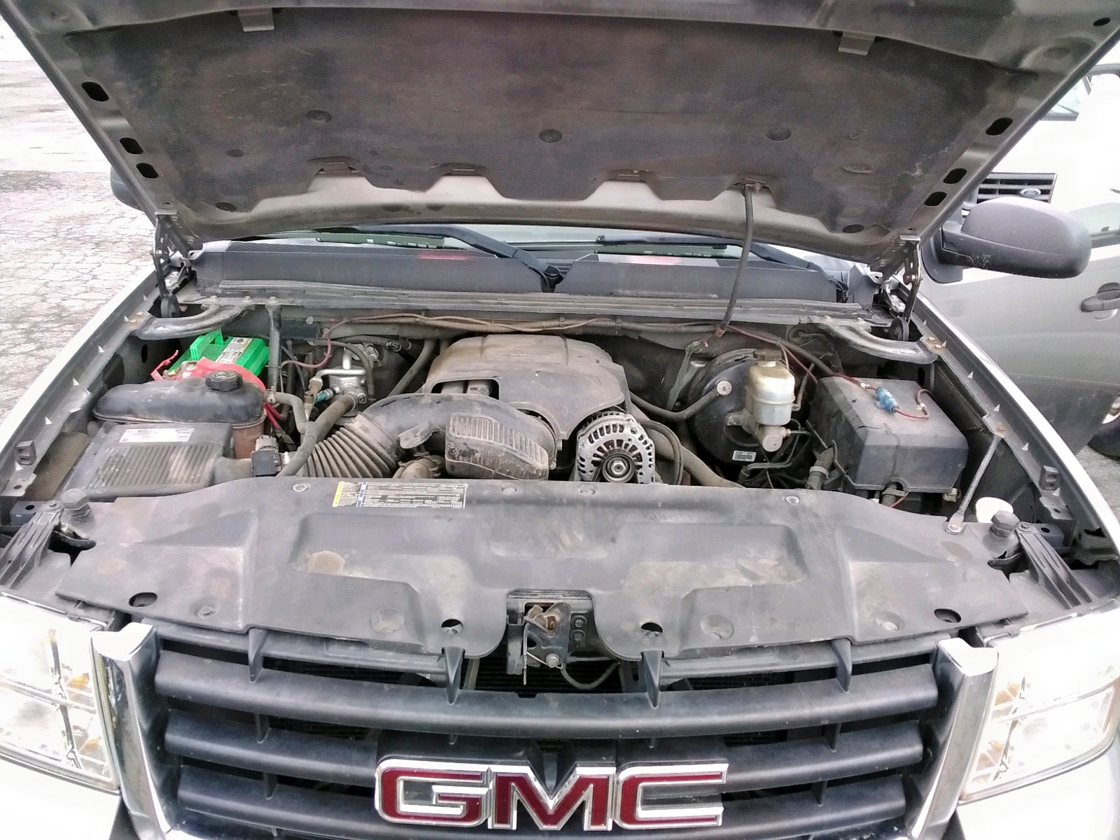Photo 7 from auction – 2009 GMC SIERRA K15 with VIN 3GTEK23329G193617