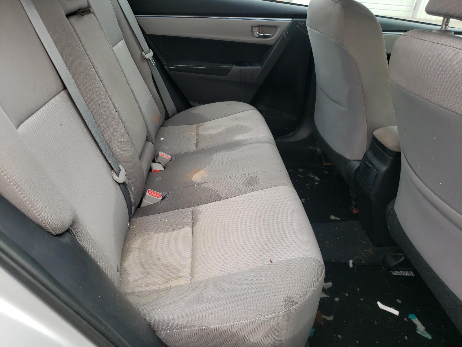 Photo 6 from auction – 2015 TOYOTA COROLLA L with VIN 2T1BURHE3FC379303