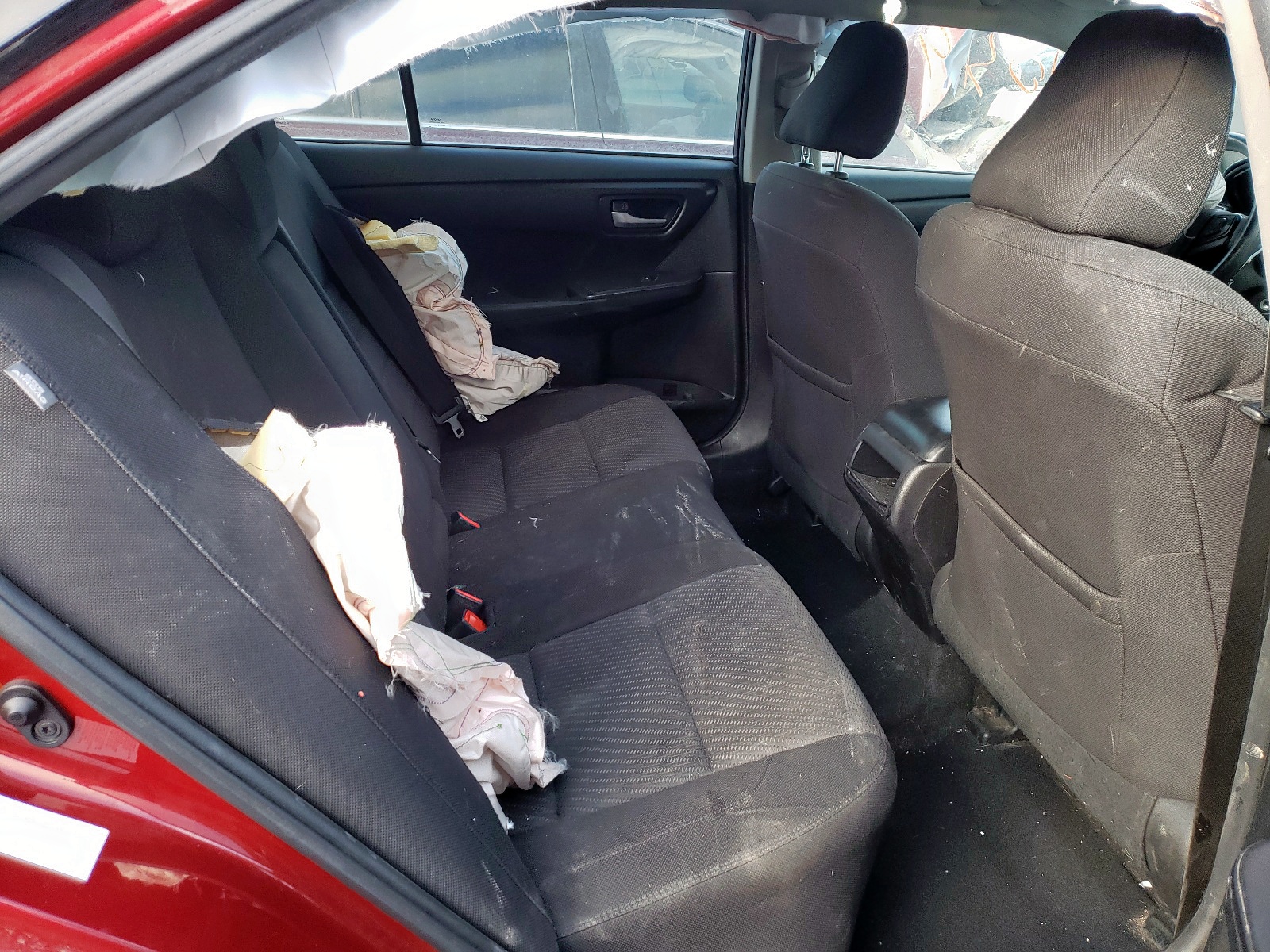 Photo 6 from auction – 2015 TOYOTA CAMRY LE with VIN 4T1BF1FK0FU970398