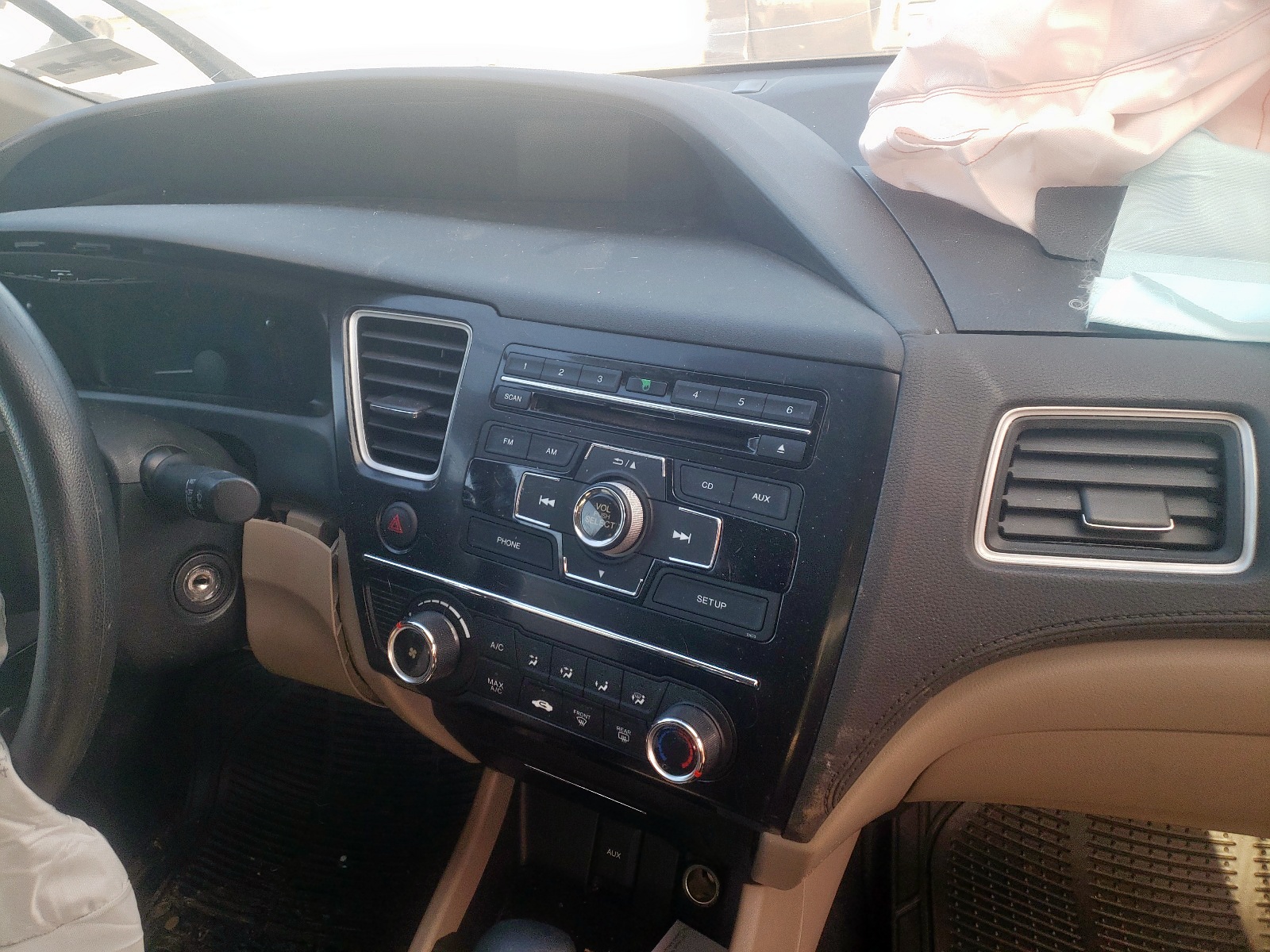 Photo 9 from auction – 2013 HONDA CIVIC LX with VIN 19XFB2F53DE238117