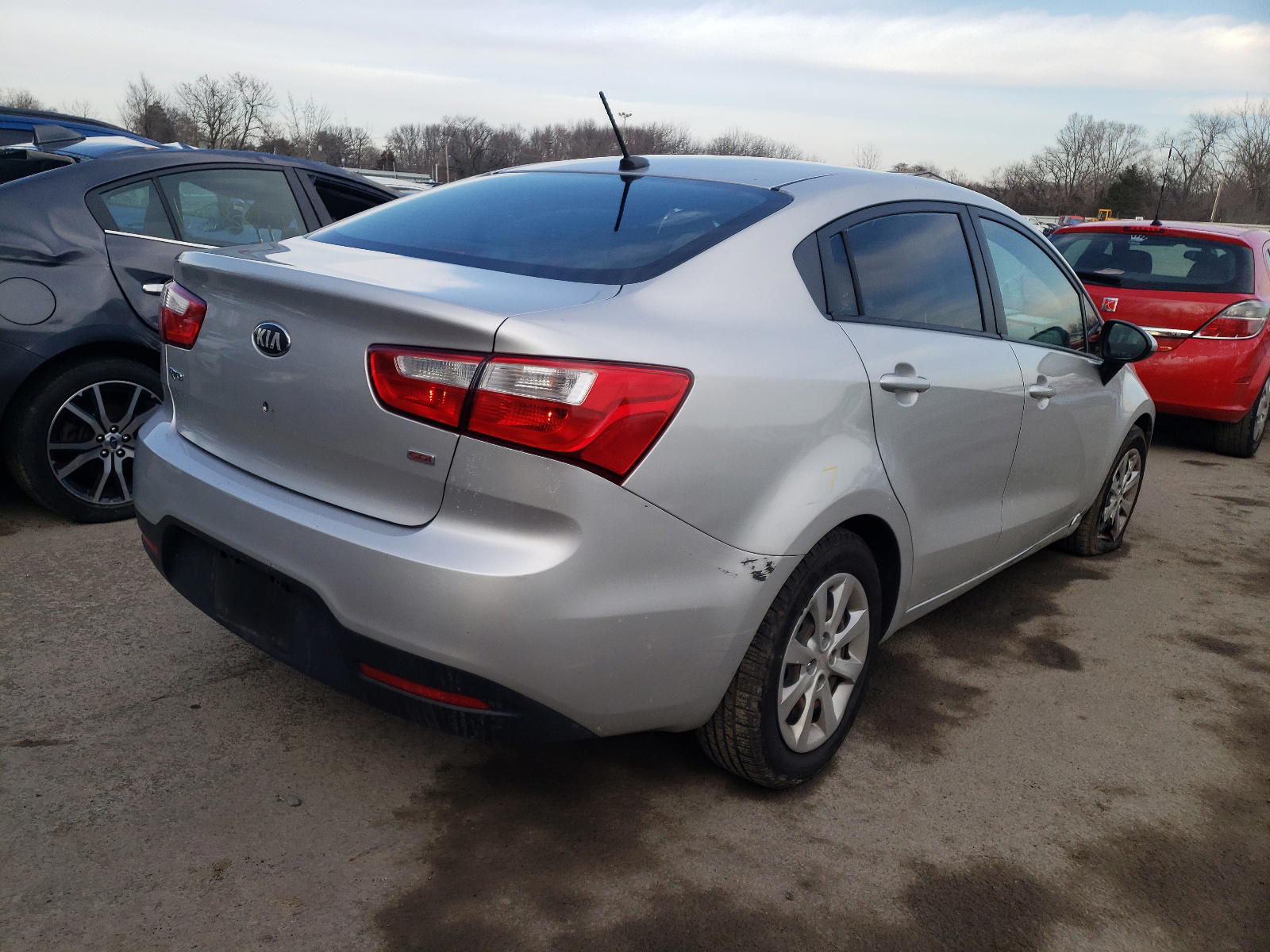Photo 4 from auction – 2013 KIA RIO LX with VIN KNADM4A30D6230157