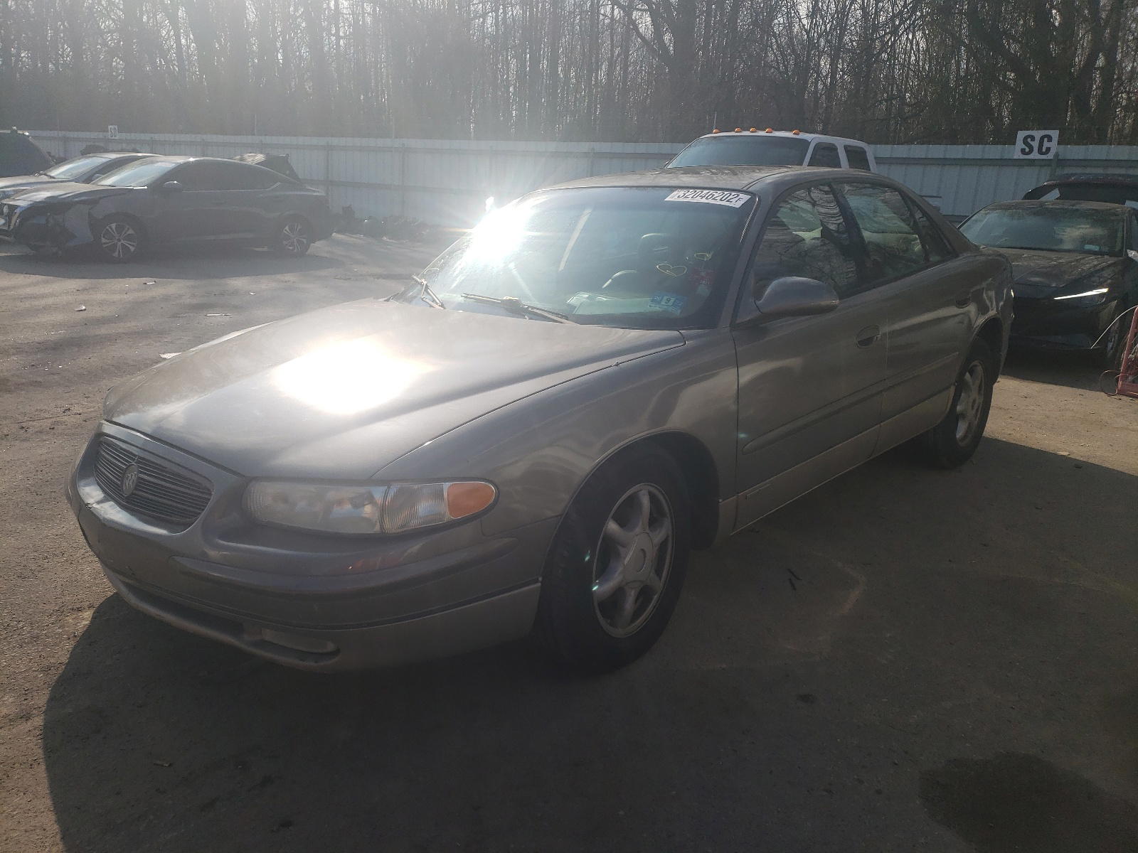 Photo 2 from auction – 2003 BUICK REGAL LS with VIN 2G4WB52KX31147429