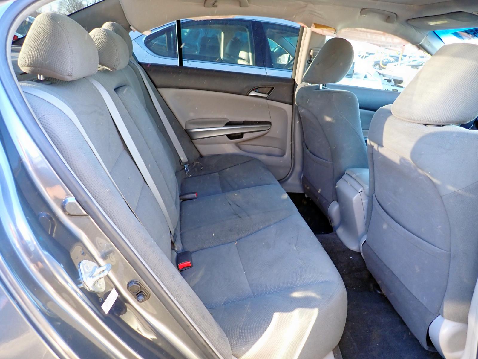 Photo 6 from auction – 2008 HONDA ACCORD EX with VIN 1HGCP367X8A043802
