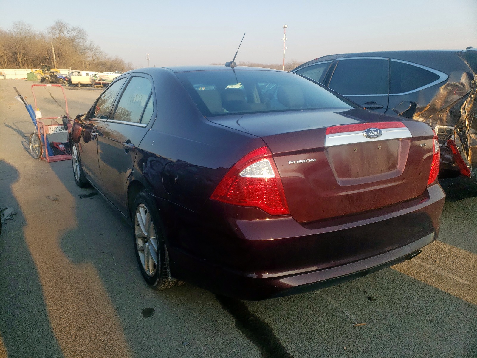 Photo 3 from auction – 2011 FORD FUSION SEL with VIN 3FAHP0JA4BR236861