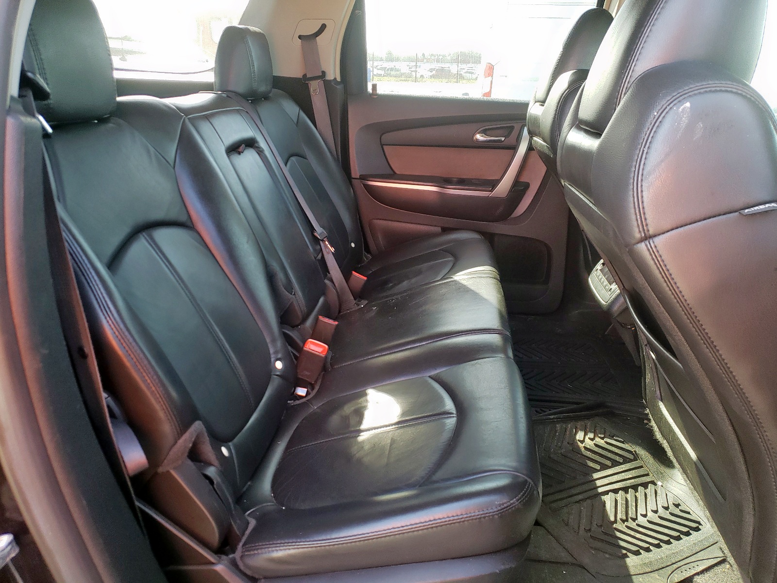 Photo 6 from auction – 2008 GMC ACADIA SLT with VIN 1GKEV23718J290979
