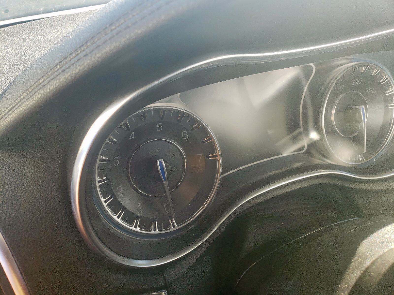 Photo 8 from auction – 2019 CHRYSLER 300 TOURIN with VIN 2C3CCAAG4KH755502
